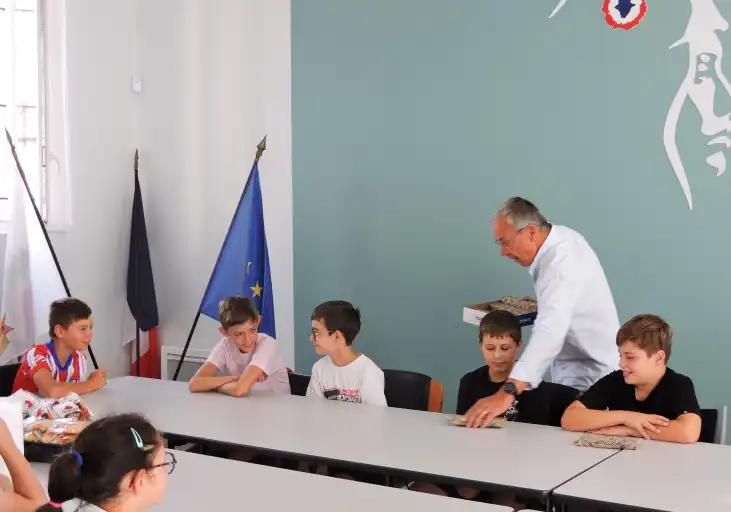 16 CM2 accueillis en mairie