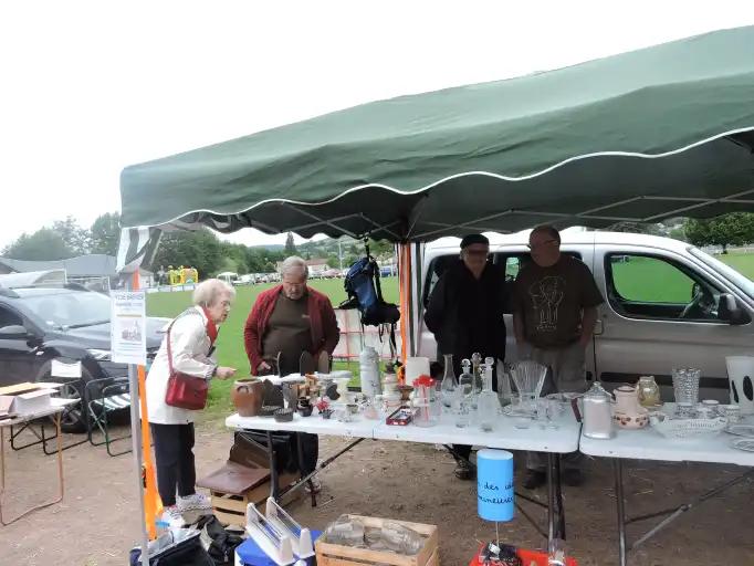 45 exposants se sont déplacés au Vide grenier de l'école