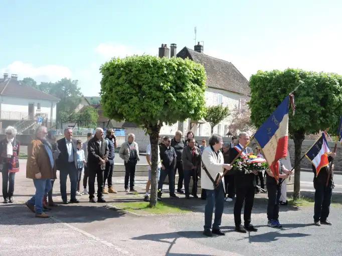 Une quarantaine de personnes à la commémoration du 8 mai