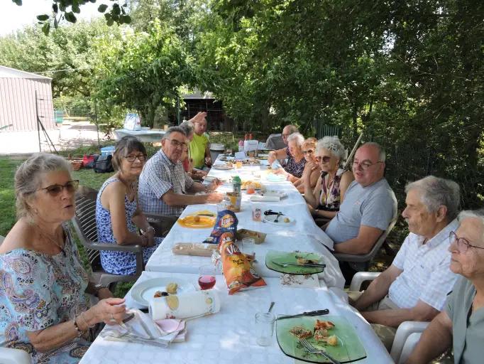 Voisinades pour les habitants du lotissement L'Ouche &agrave; la Bourgeoise