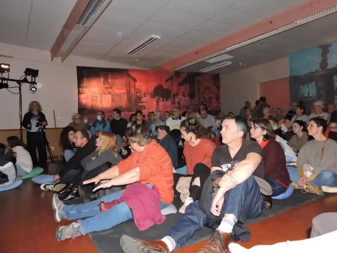 Le spectacle sur Marmagne attire un large public