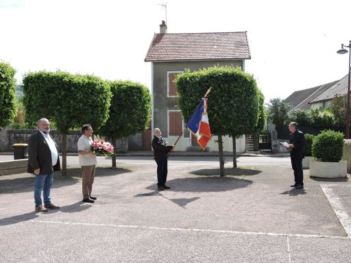 Une commémoration du 75 è anniversaire de la Victoire de 1945 au format très restreint