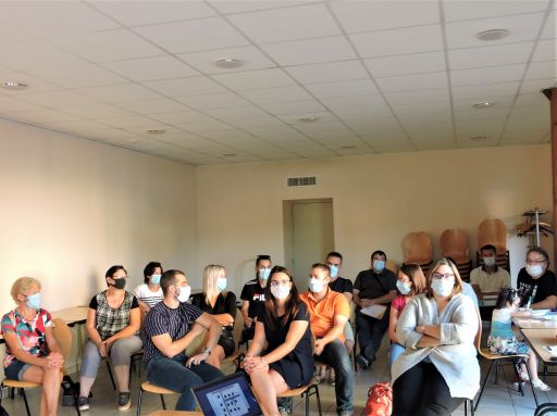 Réunion de concertation avec les habitants de la seconde tranche du lotissement de la Croix Jeangoux